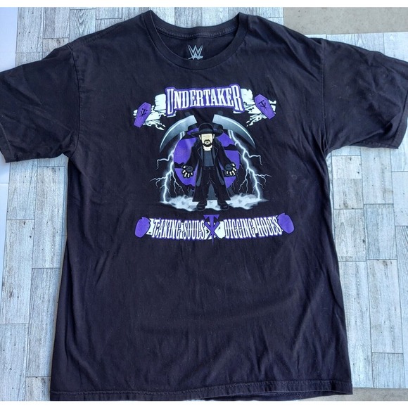 WWE Undertaker T-Shirt Adult L Nerds Wrestlemania "Taking Souls Digging Holes" - Picture 1 of 5